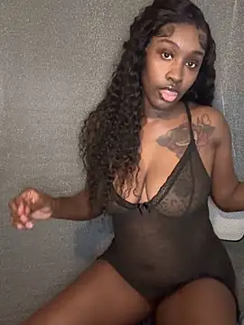 Snapshot of ToyaThick chatting on November 2025 10:26:02 PM ToyaThick online show from November 2025 10:26:02 PM