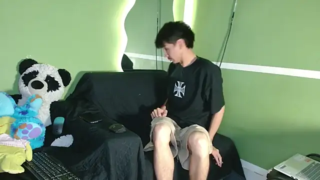 Snapshot of Kurt_williams1 chatting on November 2025 11:49:02 PM Kurt williams1 online show from November 2025 11:49:02 PM