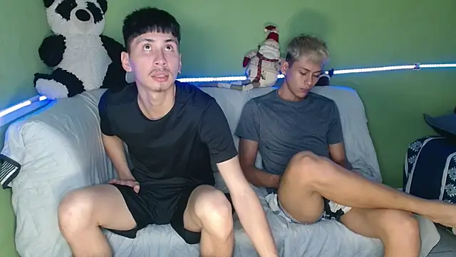 Snapshot of Kurt_williams1 chatting on December 2025 03:53:01 PM Kurt williams1 online show from December 2025 03:53:01 PM