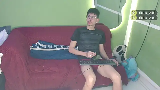 Snapshot of Kurt_williams1 chatting on February 2026 12:12:01 PM Kurt williams1 online show from February 2026 12:12:01 PM