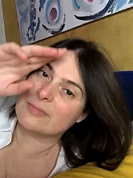 Snapshot of marchigiana chatting on December 2025 11:33:02 PM marchigiana online show from December 2025 11:33:02 PM