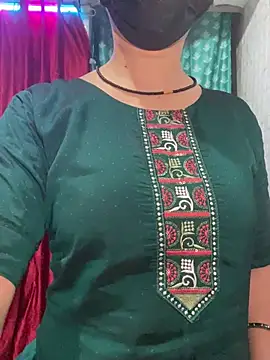 Red Queen 11 online show from February 2026 06:28:01 PM