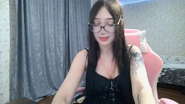 Snapshot of cupcakevice chatting on December 2025 02:15:01 PM cupcakevice online show from December 2025 02:15:01 PM