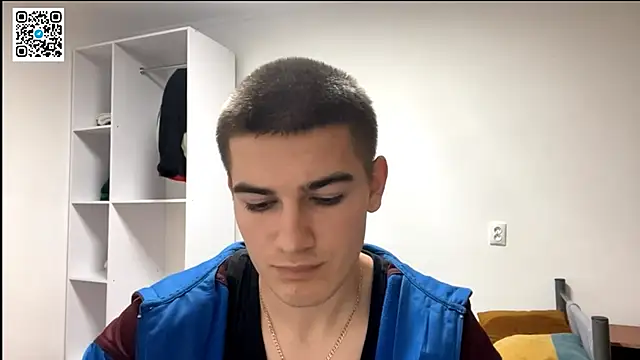 Snapshot of _BarePulse chatting on December 2025 07:30:02 PM BarePulse online show from December 2025 07:30:02 PM