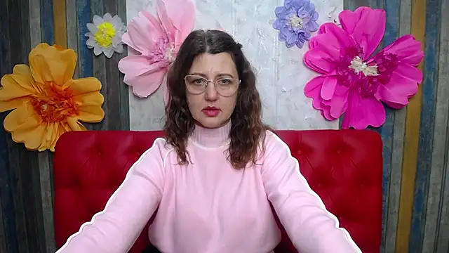 Snapshot of RoseHille chatting on December 2025 02:45:02 PM RoseHille online show from December 2025 02:45:02 PM