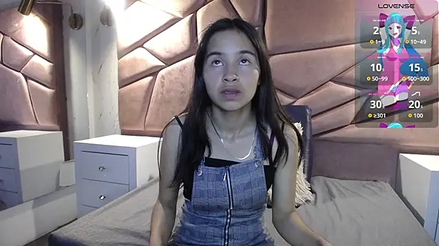 Snapshot of bunnywhite21 chatting on November 2025 05:24:02 PM bunnywhite21 online show from November 2025 05:24:02 PM