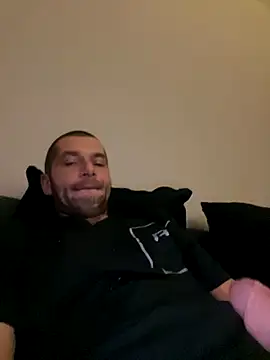 Snapshot of Kinkycouple142 chatting on December 2025 12:38:02 AM Kinkycouple142 online show from December 2025 12:38:02 AM