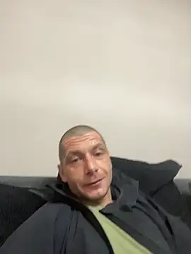 Snapshot of Kinkycouple142 chatting on February 2026 11:01:02 PM Kinkycouple142 online show from February 2026 11:01:02 PM