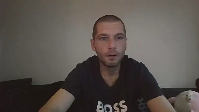 Kinkycouple142 online show from May 2026 07:08:01 PM