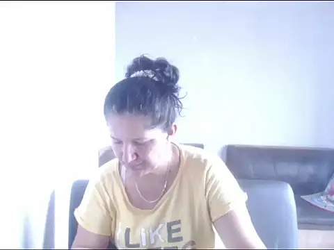 Snapshot of Sra_Angelina chatting on December 2025 04:13:01 PM Sra Angelina online show from December 2025 04:13:01 PM