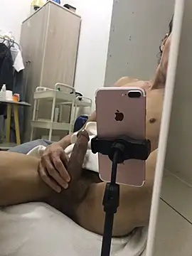 kimbrad online show from February 2026 10:45:02 AM