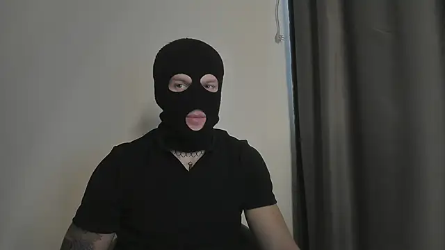 Huntall77 online show from November 2025 07:20:01 AM