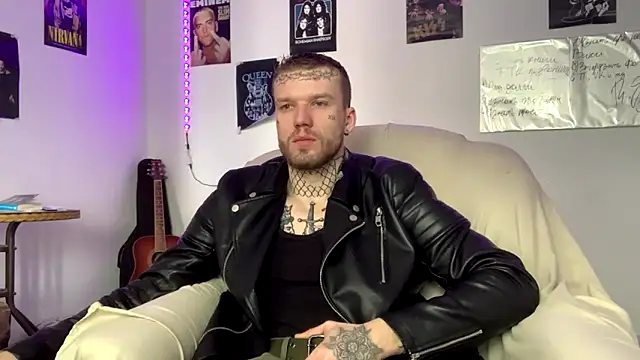 Huntall77 online show from February 2026 05:51:01 AM