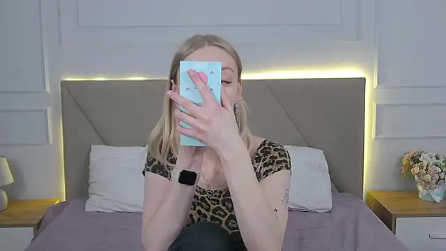 RachaelCute online show from March 2026 03:56:01 AM