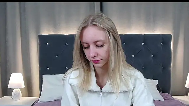 RachaelCute online show from April 2026 04:15:02 AM
