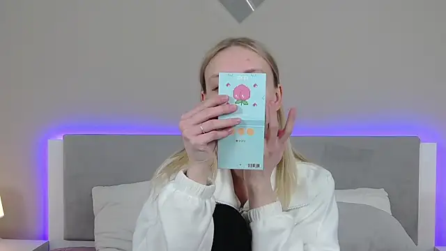 RachaelCute online show from April 2026 01:41:02 PM