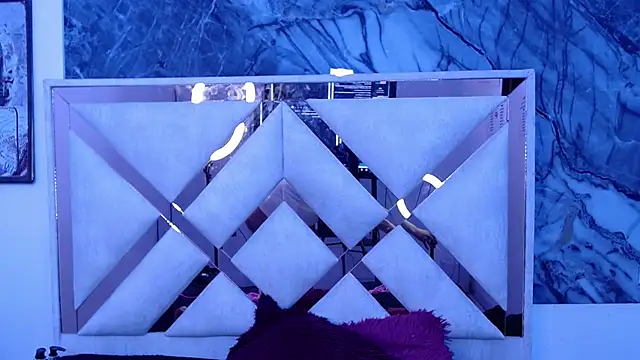 Snapshot of tael_novacs chatting on December 2025 03:56:01 AM tael novacs online show from December 2025 03:56:01 AM