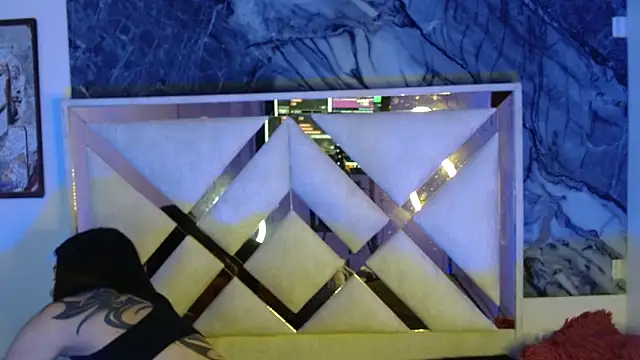 Snapshot of tael_novacs chatting on December 2025 04:19:01 AM tael novacs online show from December 2025 04:19:01 AM