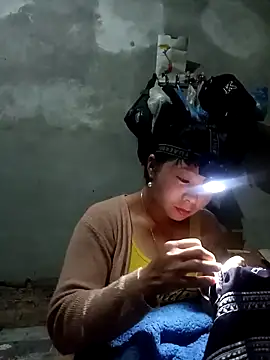 vangkt-cute online show from December 2025 06:49:01 PM