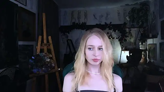 Snapshot of CarolineDjein chatting on December 2025 06:56:02 PM CarolineDjein online show from December 2025 06:56:02 PM