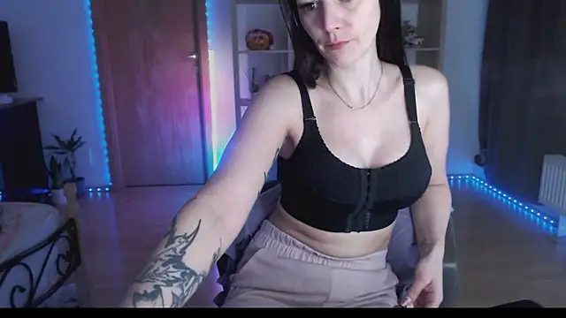 Snapshot of MissyDior8 chatting on December 2025 05:35:01 AM MissyDior8 online show from December 2025 05:35:01 AM