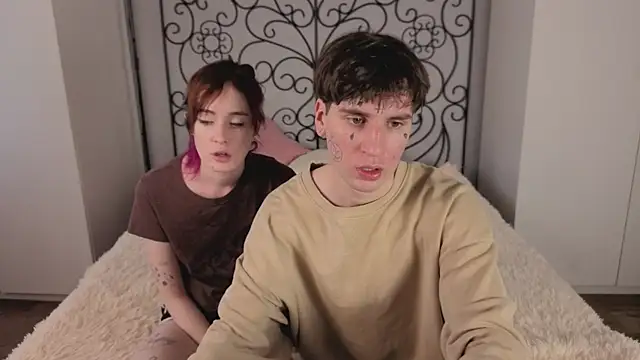 Snapshot of Danny_loves_Mary chatting on December 2025 07:39:01 AM Danny loves Mary online show from December 2025 07:39:01 AM