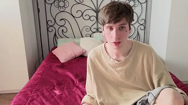Danny loves Mary online show from May 2026 02:06:01 AM
