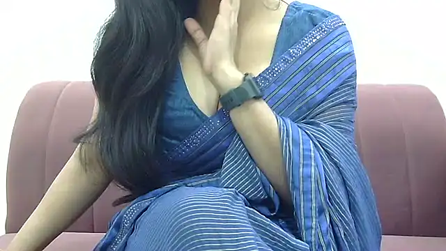 Zoya-sexy online show from January 2025 06:02:01 PM