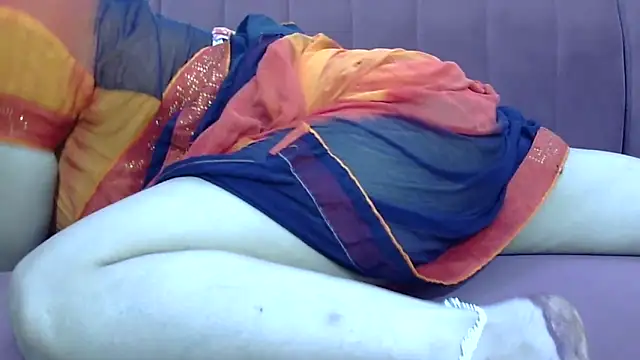 Zoya-sexy online show from October 2025 09:25:01 PM