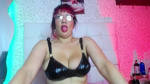 adalya y online show from April 2026 05:30:01 PM