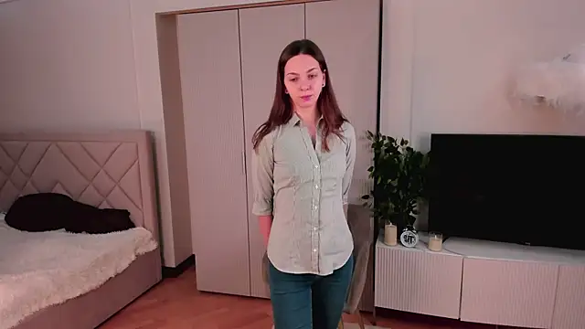 MerrileeFondren online show from November 2025 07:08:01 AM