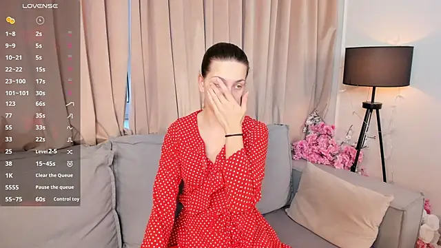 MerrileeFondren online show from December 2025 07:03:02 AM