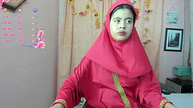 Snapshot of NaylaAbadi chatting on February 2026 01:53:02 PM NaylaAbadi online show from February 2026 01:53:02 PM