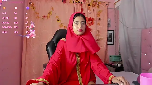 Snapshot of NaylaAbadi chatting on February 2026 12:23:01 PM NaylaAbadi online show from February 2026 12:23:01 PM