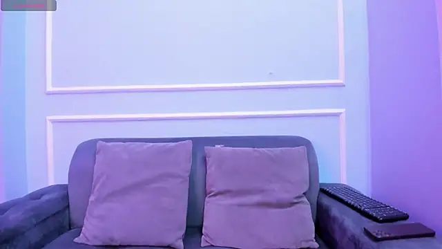 NattyTrainor online show from November 2025 08:08:01 PM