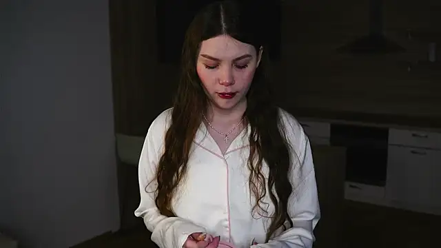 Snapshot of BelvaCaimi chatting on November 2025 06:25:02 AM BelvaCaimi online show from November 2025 06:25:02 AM