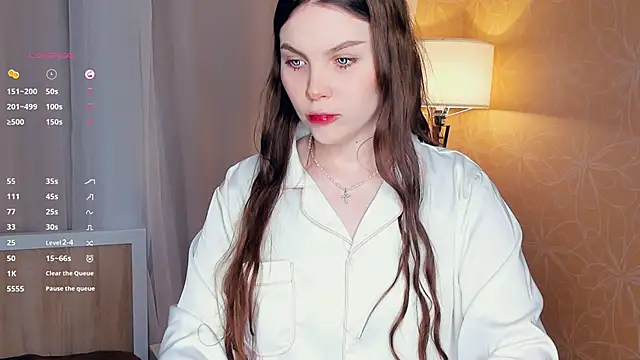 Snapshot of BelvaCaimi chatting on December 2025 06:07:02 AM BelvaCaimi online show from December 2025 06:07:02 AM