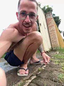 Lucasjandre online show from February 2026 08:48:02 PM