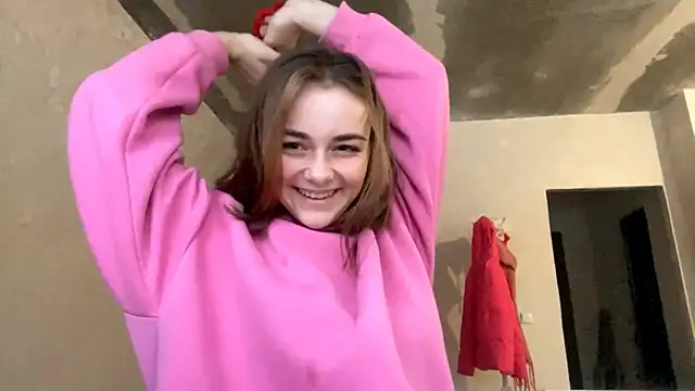 Snapshot of GeralynChiszar chatting on November 2025 06:14:01 AM GeralynChiszar online show from November 2025 06:14:01 AM