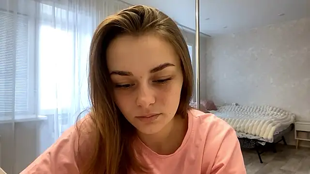 Snapshot of GeralynChiszar chatting on March 2026 08:09:02 AM GeralynChiszar online show from March 2026 08:09:02 AM