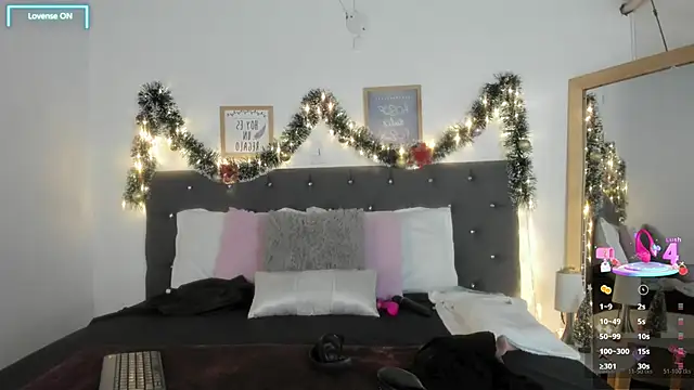 Snapshot of Sara_puertaa_ chatting on December 2025 07:08:02 PM Sara puertaa online show from December 2025 07:08:02 PM