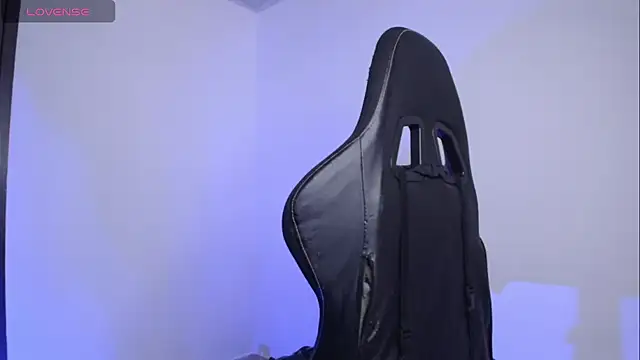 Snapshot of Millie_bobby chatting on December 2025 04:13:01 PM Millie bobby online show from December 2025 04:13:01 PM