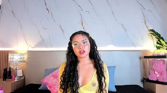 april grey11 online show from May 2026 08:16:02 PM