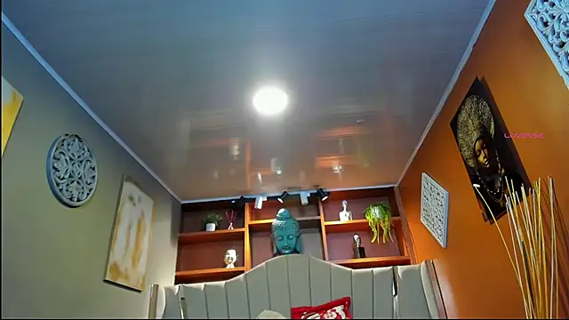 Snapshot of Velvet_Dreamss chatting on December 2025 11:07:01 AM Velvet Dreamss online show from December 2025 11:07:01 AM