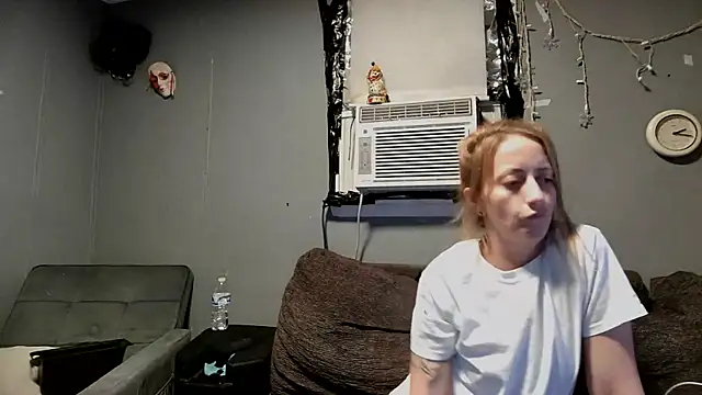 sexxxilexxxi44 online show from June 2026 04:25:02 AM