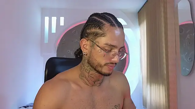 Snapshot of Alanrodgers chatting on November 2025 03:26:02 PM Alanrodgers online show from November 2025 03:26:02 PM