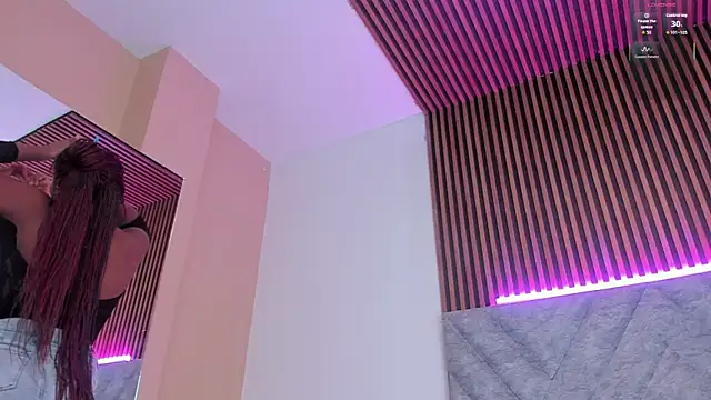 Kenia Storm online show from February 2026 08:13:02 PM