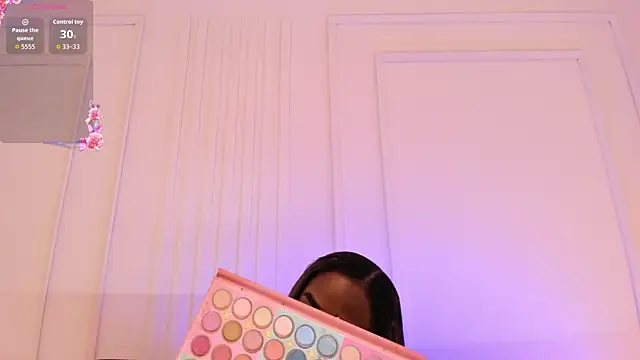 Kenia Storm online show from April 2026 04:18:02 AM