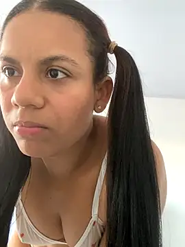 Snapshot of lineichun1708 chatting on November 2025 09:09:02 PM lineichun1708 online show from November 2025 09:09:02 PM