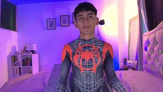 Snapshot of estebanperez_26 chatting on November 2025 11:18:02 AM estebanperez 26 online show from November 2025 11:18:02 AM